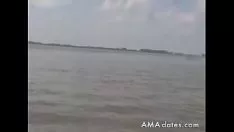 Играть Быстрая красотка плохо в воде