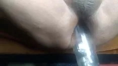 Reproducir Romperme el culo con una lata de cerveza