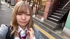 播放 与认真珍贵的 gal 片状。一个不挑剔的女孩是一个易于管理的女孩！与她的领跑者在现场进行热辣的性爱。老家伙得到奠定了青少年。生性蜡 superpowe cowmissy wi1000t 涂胶。