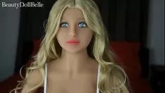 Reproduzir Clímax duplo em petil ass dolly fodido