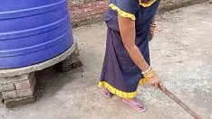 Play Bhabhi who was pickings out the sweep got a extraordinary fucworld-beater in board successful on the roof! porn porno in clear away hindi vocalise
