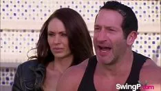 Oynat Swing overp-17-11- -man-about-towntv-swing over-temper-2-ep-8-1-2