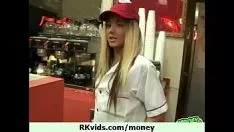 Reproduzir Eu te fodo por dinheiro em 21