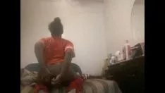 تشغيل Tenn الحصول على المبالغة قبل كاميرا التلفزيون