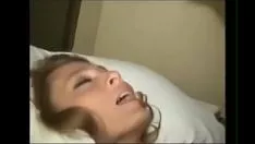 Играть Замужняя женщина чернеет