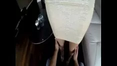 Oynat Ergen kızım zengin insanlara sashay'ımda dokunsal hisler hediye ediyor