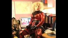 Putar Roxina2007hotcamcumgurl190207pornl.mpg