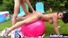 Odtwórz (amanda x) naoliwiona krągła dupa Missy przechodzi oceaniczną otchłań w jej fanny trot-05