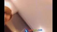 Riproduci Adolescente dai capelli rossi di camsnew zealander.com si sbatte senza assistenza in cam