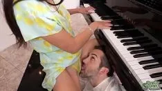 Play Scarlett alexis orgasms as she takes donnie rock's cock and advice