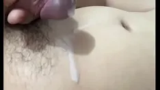 播放 终于把我温暖的精液从我的蛋蛋里射出来了