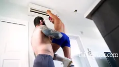 Reproduzir O mau funcionamento do ar me aproximou do padrasto