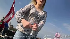 Oynat Üvey Kız Kardeşlerin Müstehcen Tatil Evinde Am Yalama