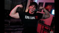 Reproducir La diosa exótica musculosa Ecko Belle toma una BBC profunda en un asombroso rodaje porno con Kingcuretv