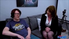 Reproduzir Lady Ava: Encontro de POV explícito de um MILF