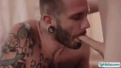 Reproducir Hunk chicos joder transexual el gran culo de la nena Lianna Lawson en la acción anal hardcore