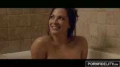Reproduzir Pornofidelidade relógio de banho fucworld-beater para Lily transar